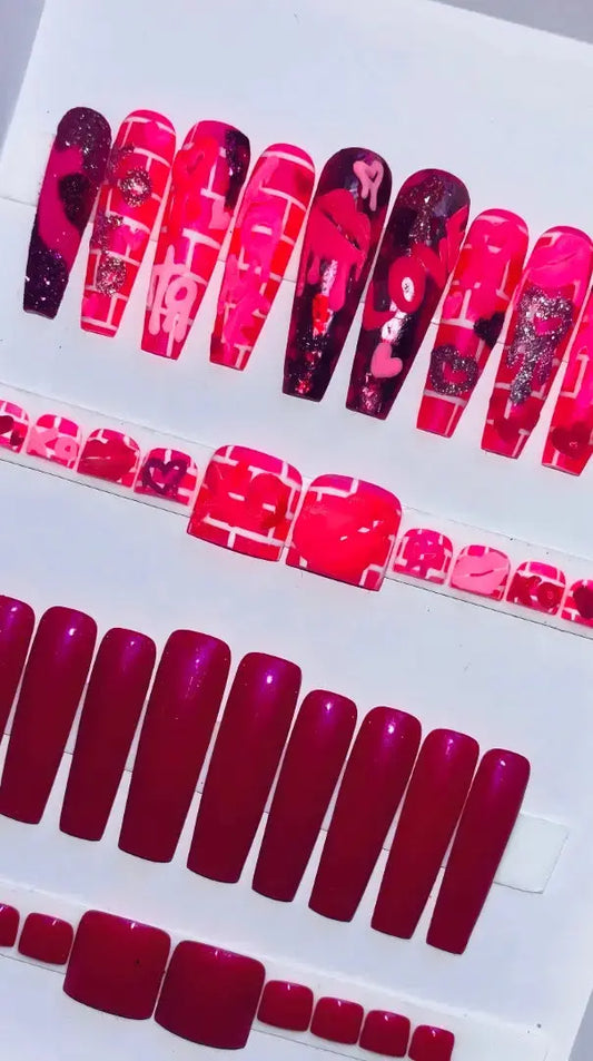 π Cupids Canvas Press-On Nails Bundle - NailDaVinci